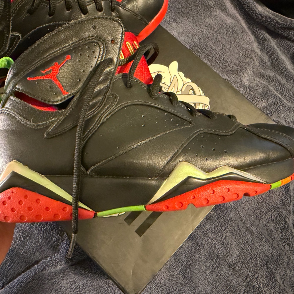 Men’s Air Jordan Marvin the Martian